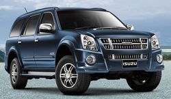 ISUZU MU-7  ACTIVO 4x4 AT