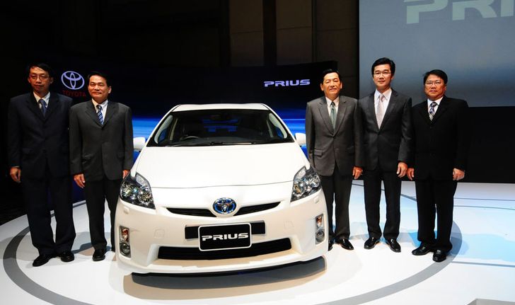 Toyota เอาจริง...ปล่อย Prius ลุยไทย