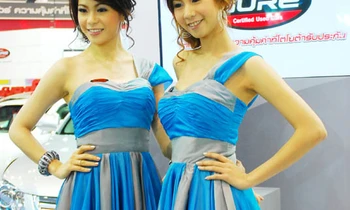 พริตตี้ Toyota Sure : Motor Expo 2010