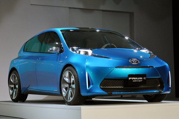 Toyota Prius C Concept ได้เวลาไฮบริดตัวเล็กออกโรง