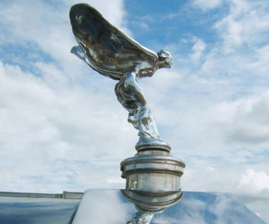 The Spirit of Ecstacy โศกนาฏกรรมความรักฉบับโรลซรอยส์