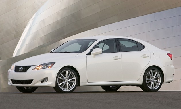 Toyota ประเดิมต้นปีเรียกคืน Lexus 1.7 ล้านคันทั่วโลก