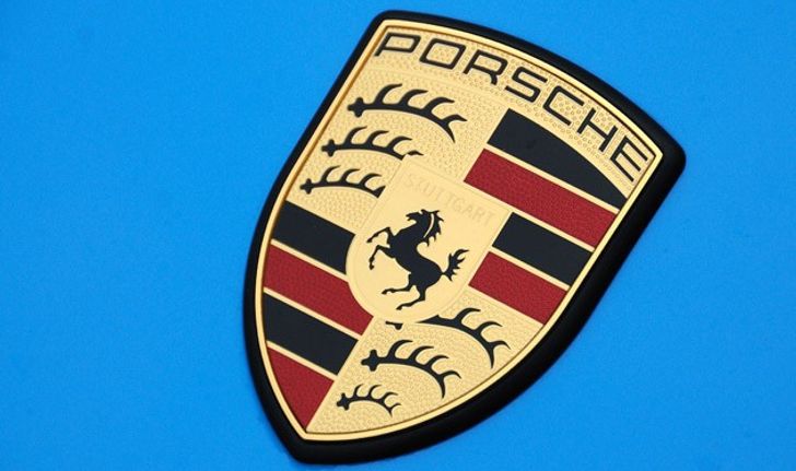 Porsche พุ่งเป้าเปิดไฮบริด-Panamera เตรียมขยายร่าง