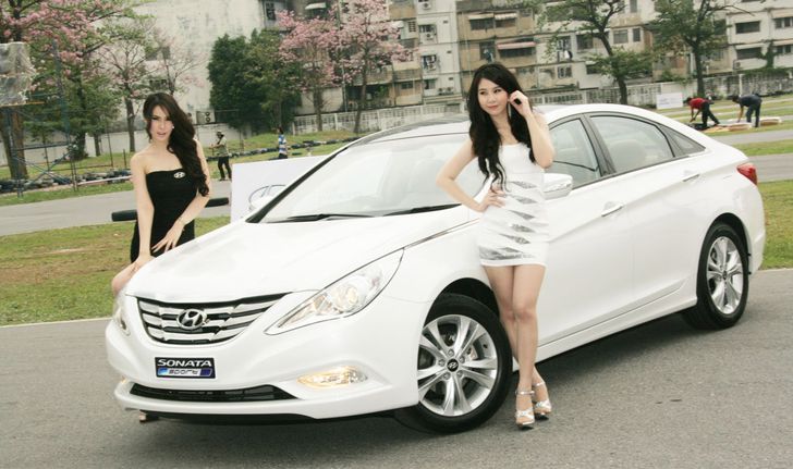 All New! Hyundai Sonata Sport ....สปอร์ตซีดานสัญชาติเกาหลีแท้ๆ...