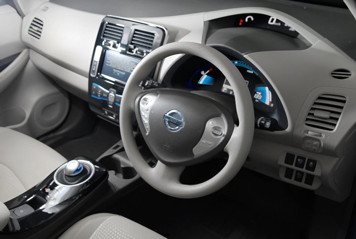 Nissan Leaf มอเตอร์โชว์ 2011