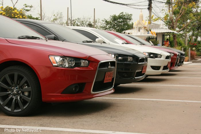 Test drive Mitsubishi Lancer EX 2011