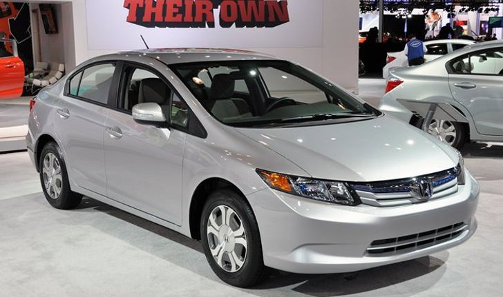 ย่องชม Civic Hybrid โฉมใหม่..ฟัด 44 ไมล์ต่อแกลลอน