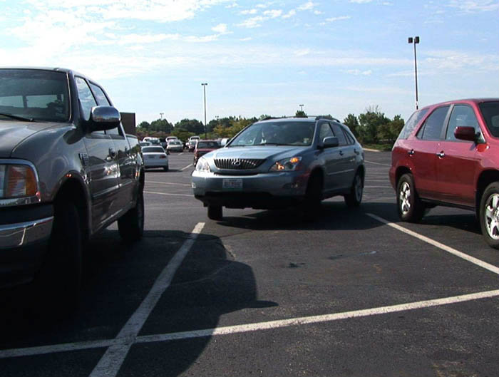 5 ข้อควรจำก่อนจอดรถ ทำแบบนี้อันตราย!!