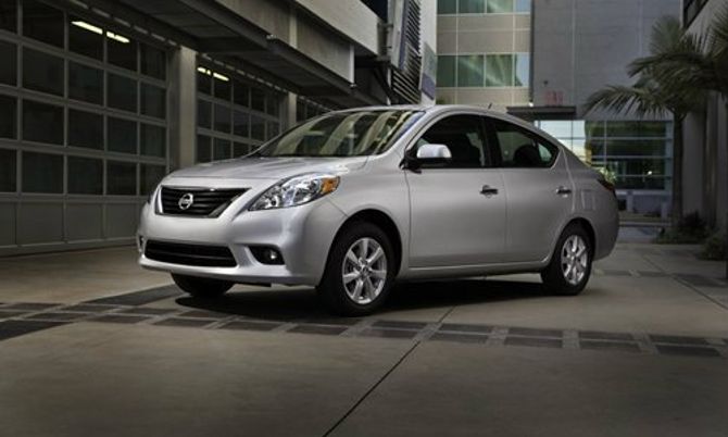 Nissan Versa. ..ลงแล้วที่อเมริกา เปิดราคาเริ่มต้นเพียง 363,000 บาท
