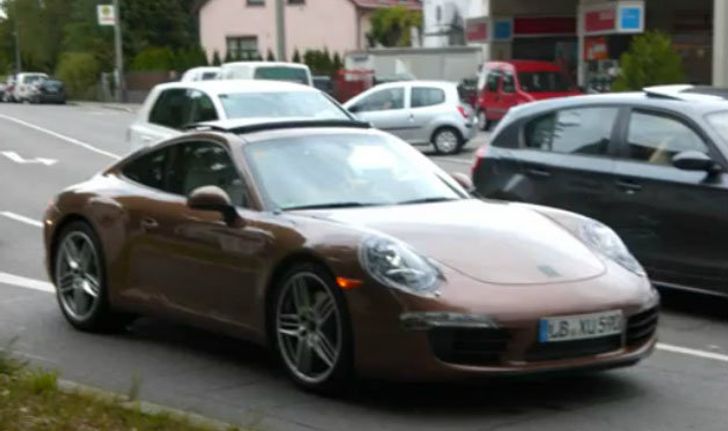 2012 Porsche 911 จับได้เต็มๆ ไร้การพรางตัว