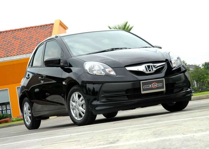 Honda Brio : สวยน่าขับ แต่ห้ามเลือกมาก