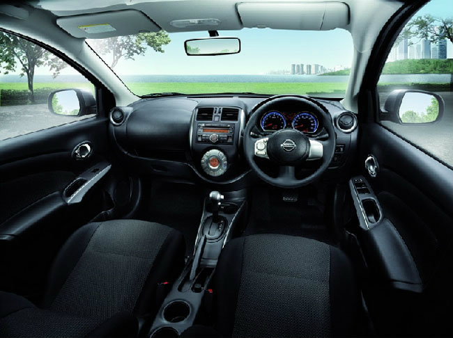 นิสสัน อัลเมร่า (Nissan Almera) 