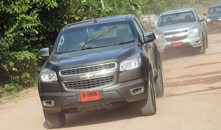 เปิดราคาทุกรุ่น new! Chevrolet Colorado รถคันแรกฟันสูงสุด 100,000 บาท