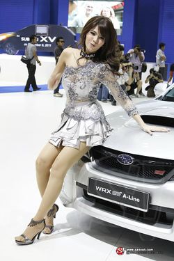 Motor Expo 2011 : พริตตี้สาว Subaru งามเซ็กซี่ไม่เคยเปลี่ยน
