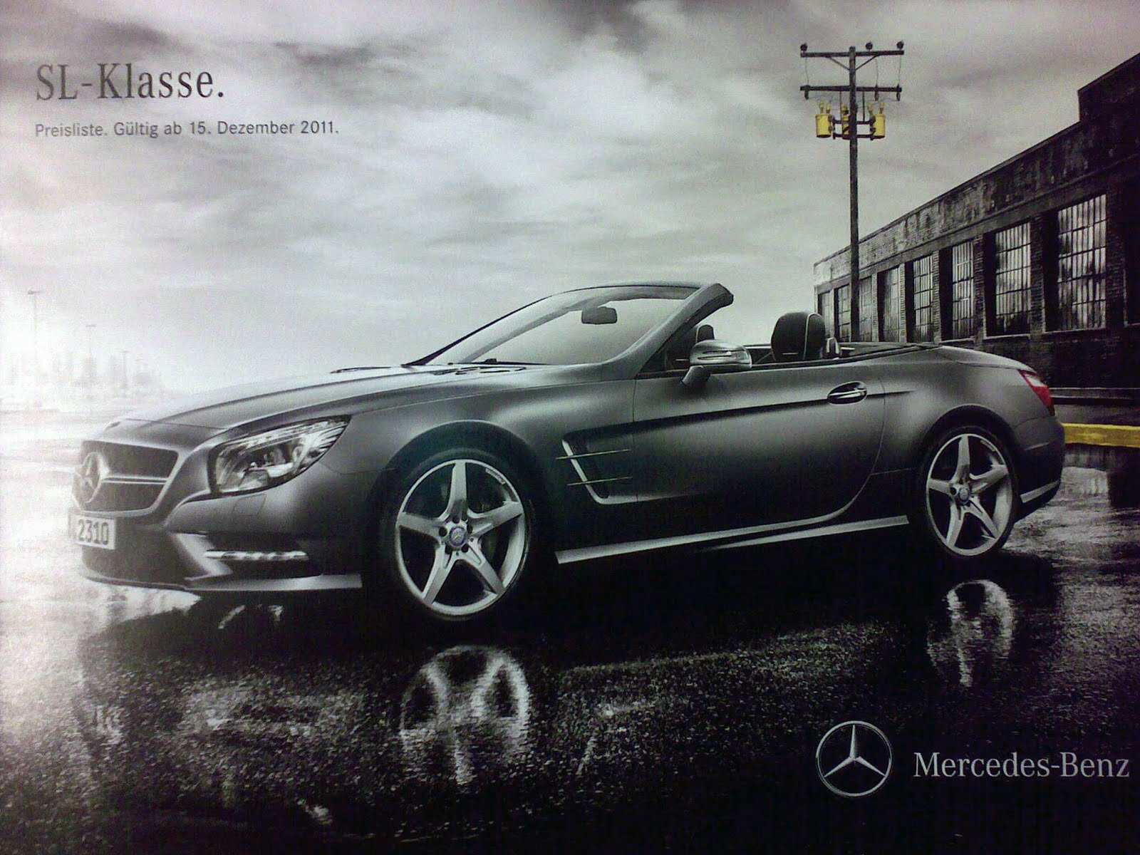 หลุดเสียอย่างงั้นโบว์ชัวร์ 2013 Mercedes Benz SL