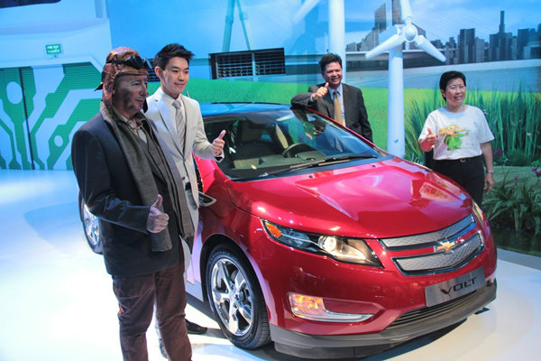 รวมเด็ด Boi Fair 2011 ค่ายรถยกทัพอวดยานยนต์โลอนาคต