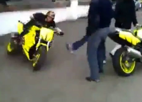 เรื่องฝีมือน่ะไม่เถียง แต่เล่นแบบนี้มันเสียวนะ