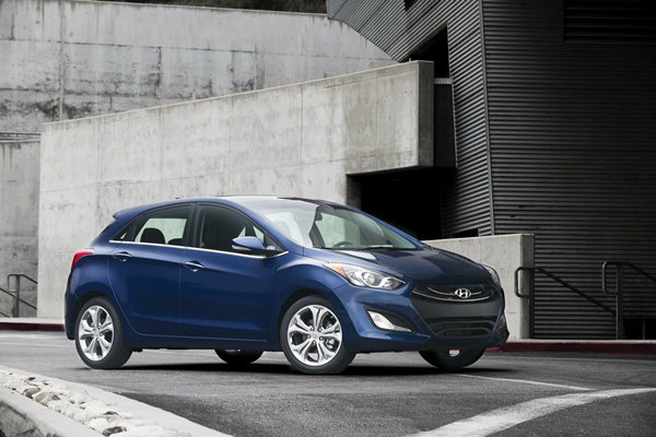 2013 Hyundai Elantra GT เวอร์ชั่นนี้เน้นความสปอร์ต