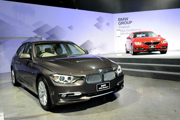 BMW เปิดแผงลุยตลาด 2012 จัดหนักความแรงและหรู ชูโรง New! Series3