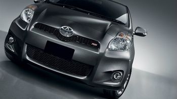 Toyota Yaris RS อัพความสปอร์ต เสริมลุคหล่อในซิตี้คาร์