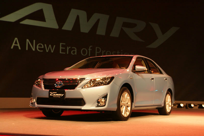 Toyota  เปิดตัว  Allnew Toyota Camry  ใหม่ เปรยขายปีนี้ทะลวง 17,000 คัน