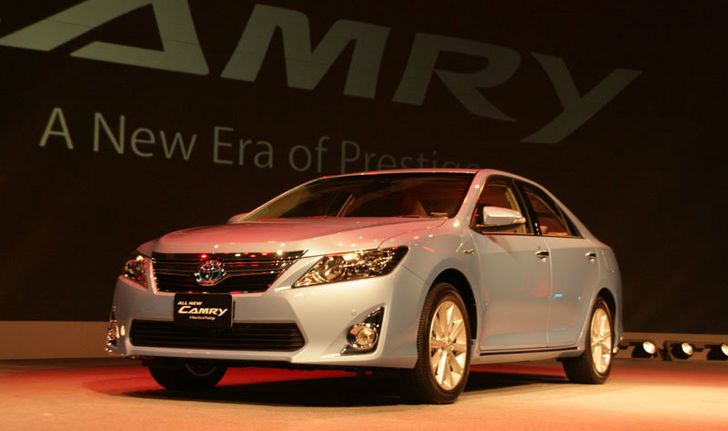 Toyota  เปิดตัว  Allnew Toyota Camry  ใหม่ เปรยขายปีนี้ทะลวง 17,000 คัน