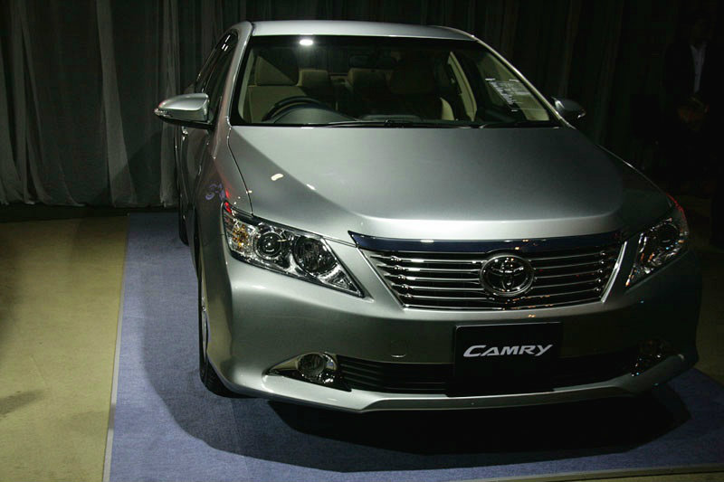 New! Toyota Camry 2012 หรูยิ่งขึ้นในโฉมใหม่
