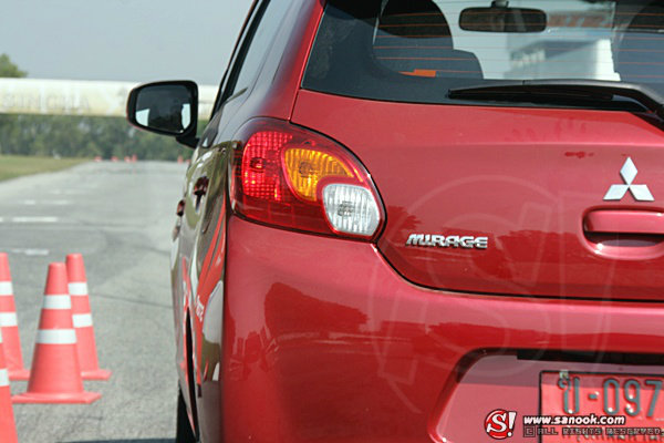 Sanook! Drive : Mitsubishi Mirage ลอง สั้นๆ แต่น่าประทับใจ