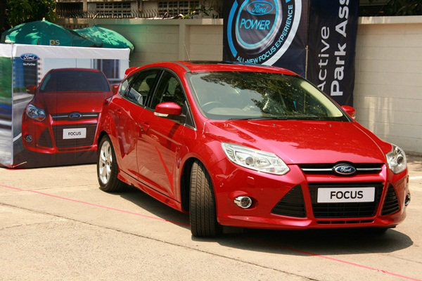 Sanook! Drive : New Ford Focus ...ลองเล็กกับ 2 เทคโนโลยีชั้นนำ