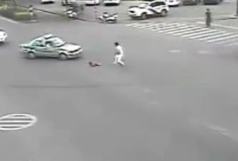 เสียวสุดจิต เด็กซนร่วงกลางสีแยกเคราะห์ดีแม่ตามเซฟทัน