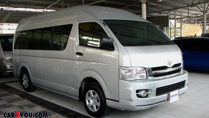  TOYOTA HIACE 2.5 D4D GL