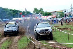 OFF ROAD TROPHY THAILAND GRAND CHALLENGE 2012 Round 2    แข่งดวลวงล้อตะกุยดิน ริมชายแดน ไทย-เขมร