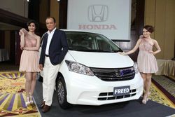 Honda Freed นำเทรนด์..รถอเนกประสงค์