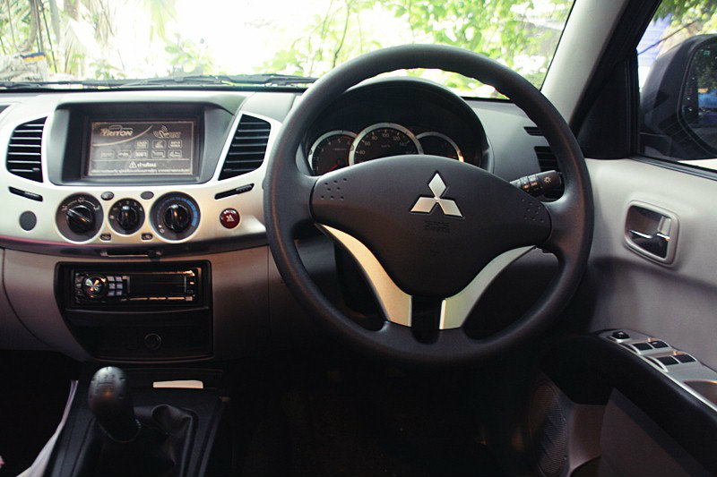 Mitsubishi Triton plus 2012