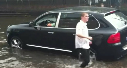 ถึงจะขับ 4 ก็ควรพึงสังวร ไม่ใช่ทุกทางจะลุยได้อย่างที่คิด