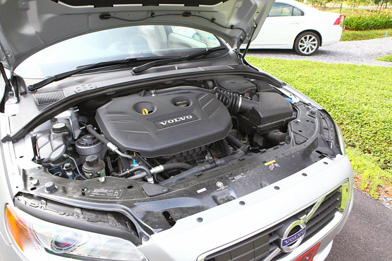 Volvo S80 T4