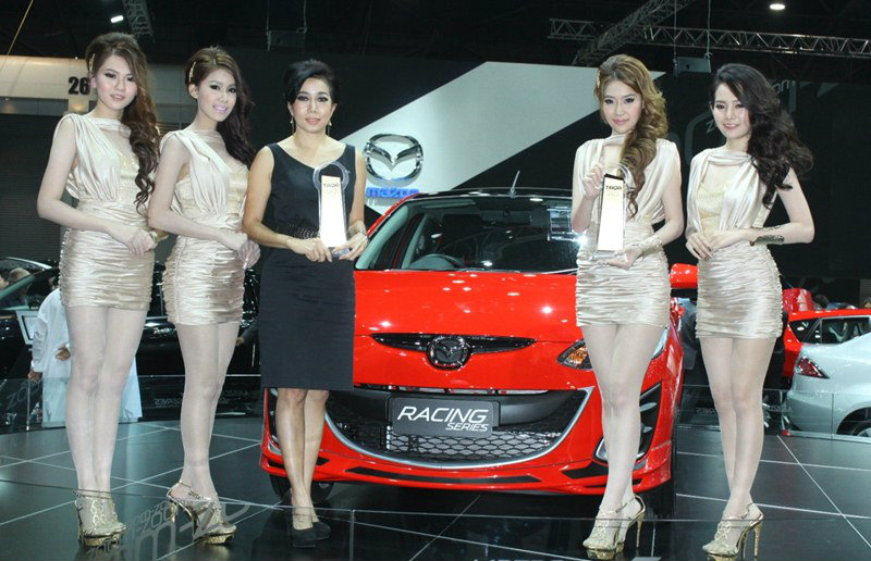 Mazda  ยอดทะลัก  3  วันกวาดเกือบ  1,500  คัน  รับ "รถคันแรก" โค้งสุดท้ายคนแห่จองใช้สิทธิ์