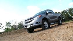 MAZDA BT-50 Pro Freestyle Cab Hi-Racer 6MT ดิบแบบซูม ซูม (มี VDO)