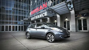 2013  Nissan LEAF อัพเดทสมรรถนะเพื่อสู่ตลาด