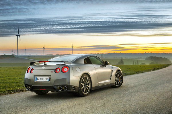 2013  Nissan GT-R