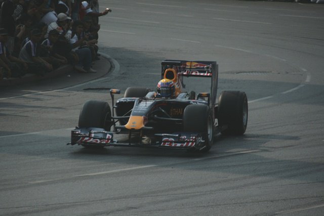 Formula1 in Ratchadamneren Street
