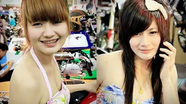 พริตตี้  Motor Show 2010 P-BIKE ชุดที่2