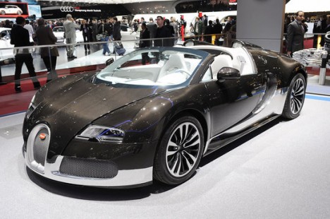 หลงใหล ชวนขับ ไปกับ Bugatti Veyron Grand Sport