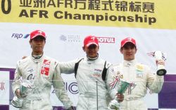 Sandy Stuvik คว้าชัยสนามแรก รายการ Asian Formula Renault 2010