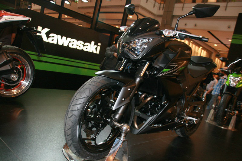 Kawasaki Z250 มาแล้วเมืองไทย..ในราคา 151,500 บาท