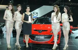 ราคารถใหม่  Mazda ในตลาดรถยนต์เดือน กุมภาพันธ์ 2556