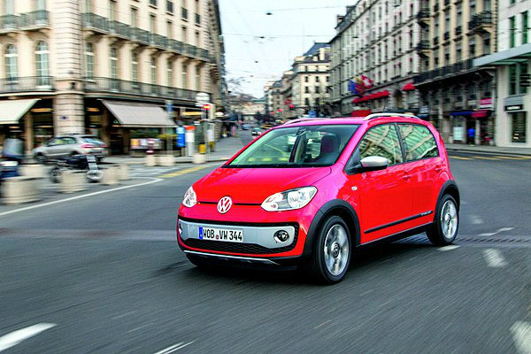 Volkswagen Mini Cross up  เวอร์ชั่นกึ่งอเนกประสงค์ของเจ้าตัวเล็ก