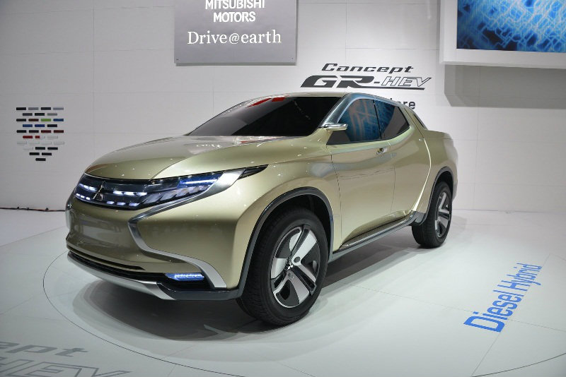 ดูตัวจริง Mitsubishi GR-HEV Concept  ว่าที่กระบะใหม่มิตซูบิชิ