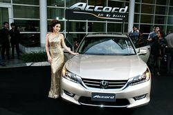 ฮอนด้าเปิดตัว All New! Honda Accord  ใหม่ ปั้น  E85  ขายเริ่ม  1.299  ล้าน บาท