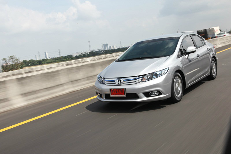 Sanook! Quick Drive  : Honda civic Hybrid สมรรถนะคุ้มค่าประหยัดลงตัว